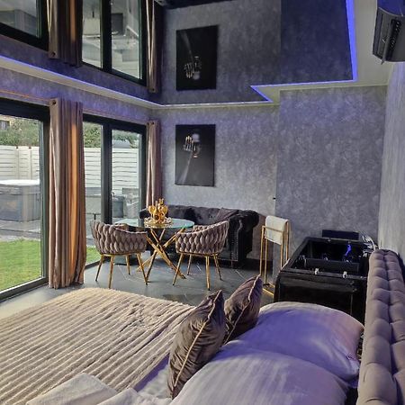 Pensjonat Wrzos Poznań Extérieur photo